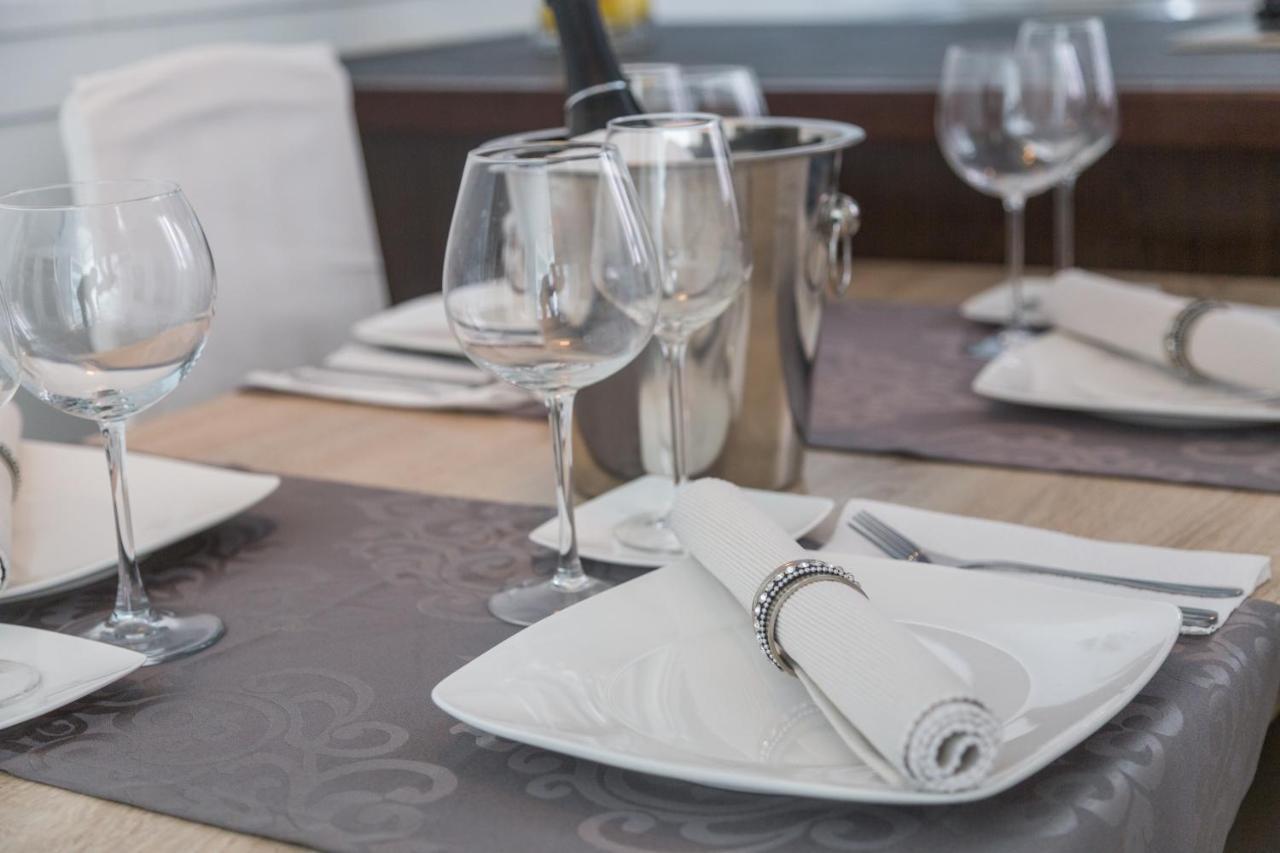 Apartments Bori Пореч Экстерьер фото